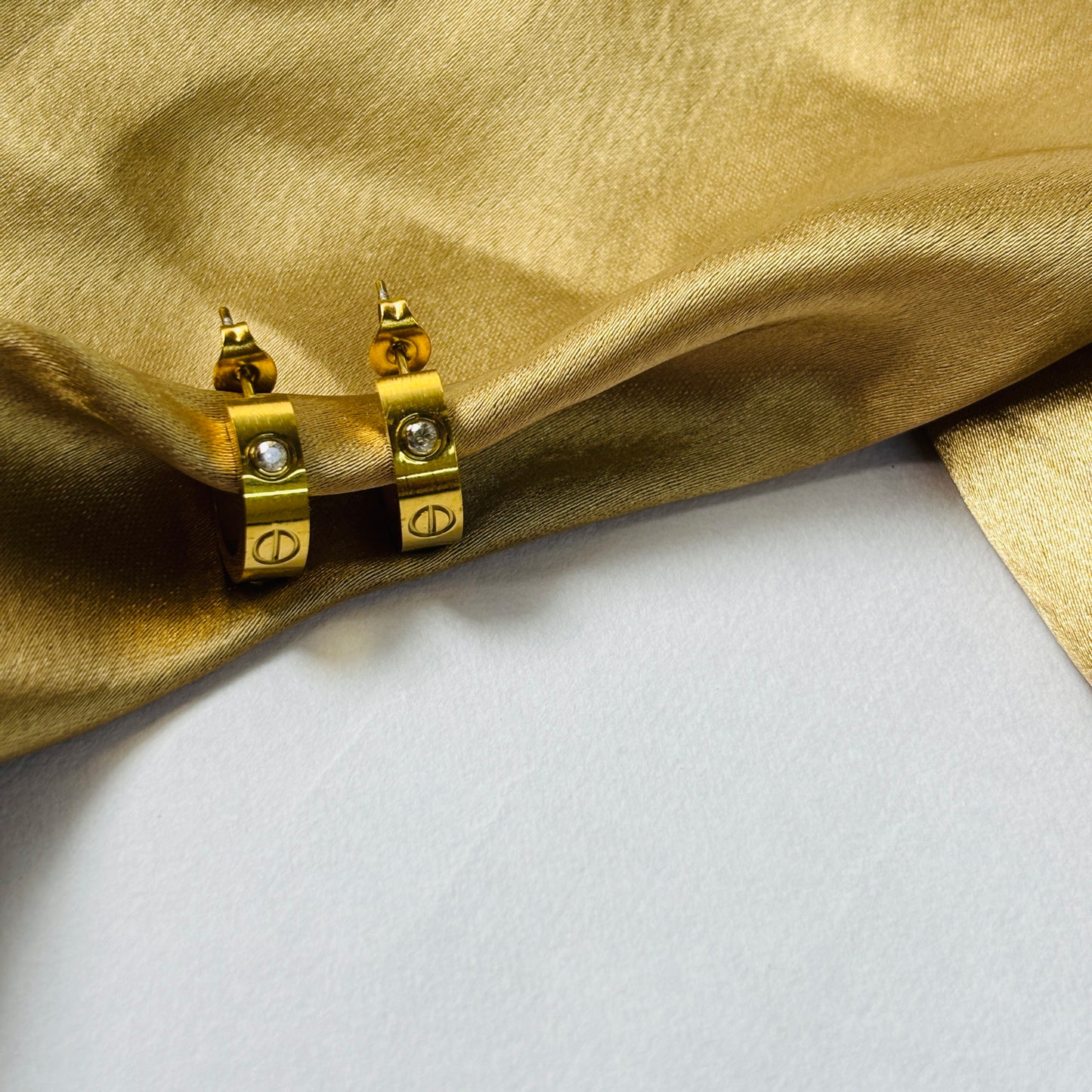 Double Stone Stud Earrings – Waterproof, Tarnish-Free, Hypoallergenic, Everyday Wear