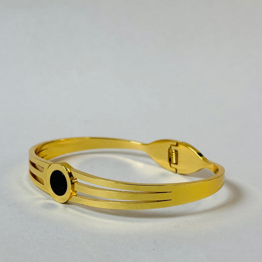 Hembu Jewelry Black Centerpiece Bracelet – Tarnish-Free Waterproof Stainless Steel, Hypoallergenic Jewelry