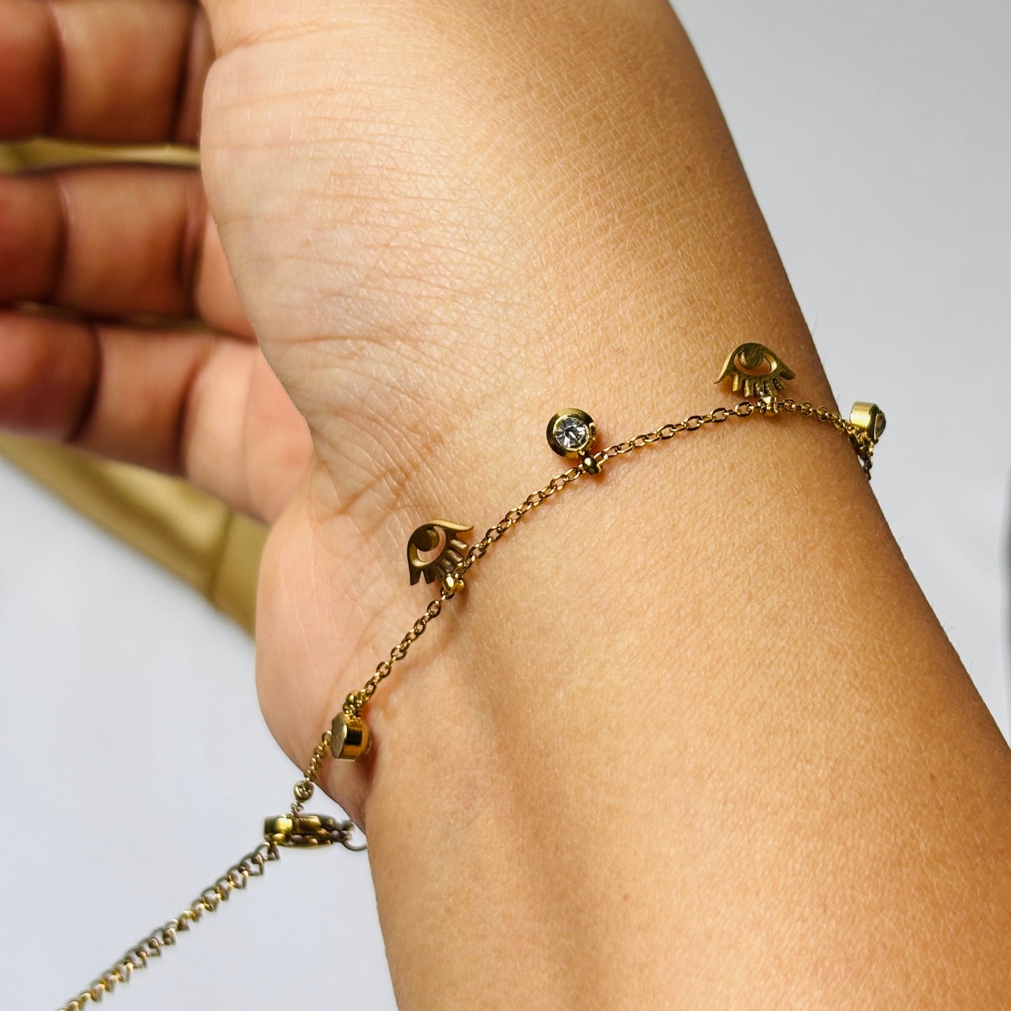 Hembu Jewelry Minimalist Chain Bracelet – Evil Eye Design, Tarnish-Free, Waterproof Stainless Steel, Hypoallergenic Jewelry