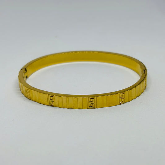 Plain Basic Unisex Chain Link Bracelet – Gold-Tone, Stainless Steel, Tarnish-Free, Waterproof, Hypoallergenic