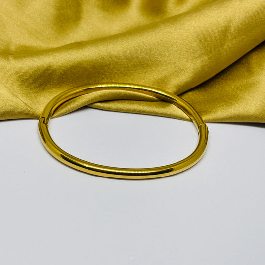 Hembu Jewelry Classic Gold-Tone Plain Bangle – Tarnish-Free, Waterproof Stainless Steel, Hypoallergenic