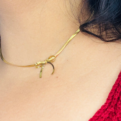 Side Bow Pendant Necklace – Waterproof, Tarnish-Free, Hypoallergenic, Everyday Wear