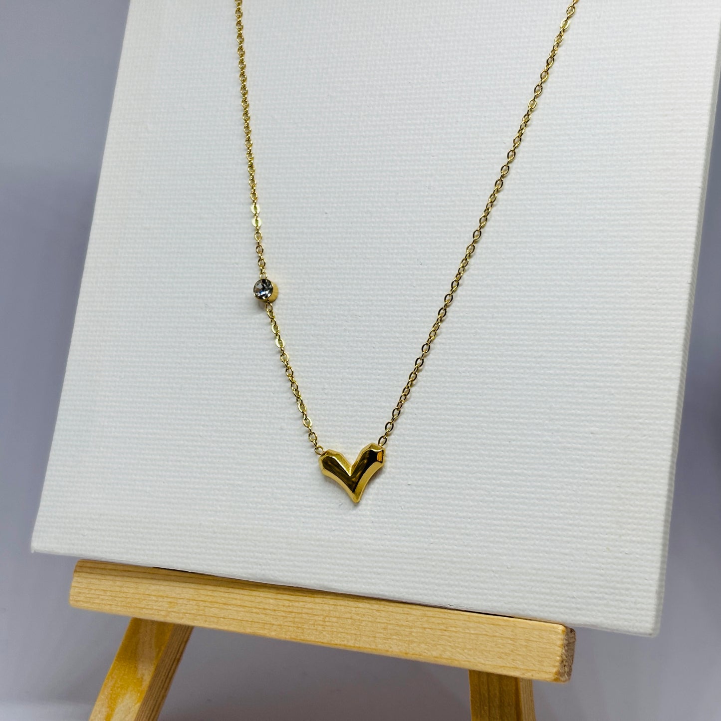 Mini Heart & Stone Necklace – Gold-Tone, Stainless Steel, Tarnish-Free, Waterproof, Hypoallergenic