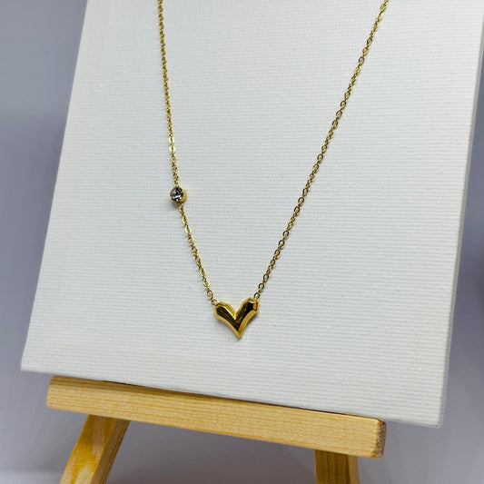 Mini Heart & Stone Necklace – Gold-Tone, Stainless Steel, Tarnish-Free, Waterproof, Hypoallergenic