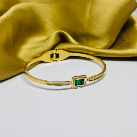 Hembu Jewelry Classic Gold-Tone Greenstone Crystal Bracelet – Tarnish-Free, Waterproof Stainless Steel, Hypoallergenic