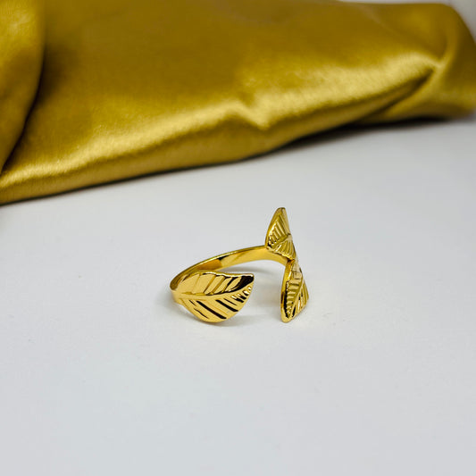 Front-Open Leaf Ring – Gold-Tone, Stainless Steel, Tarnish-Free, Waterproof, Hypoallergenic